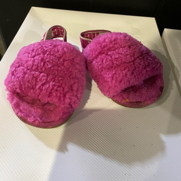 Ugg sheepskin slippers - Picture 2 of 8